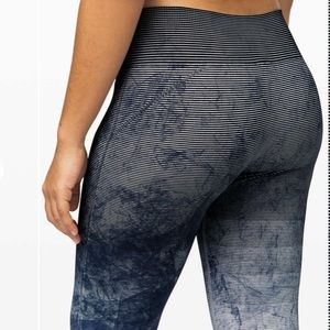 Lululemon Ebb to Train Tight *Wash